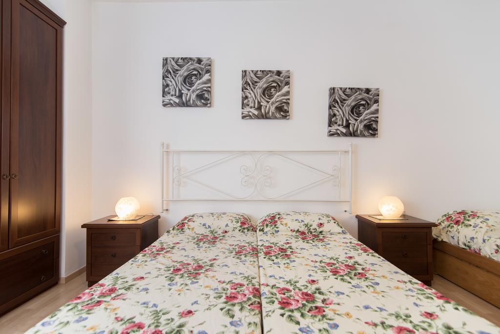 Le Rose B&B Rom Værelse billede