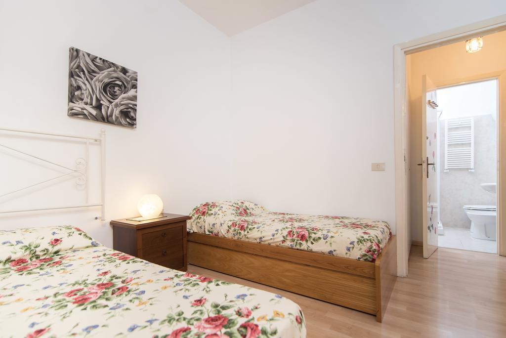 Le Rose B&B Rom Værelse billede